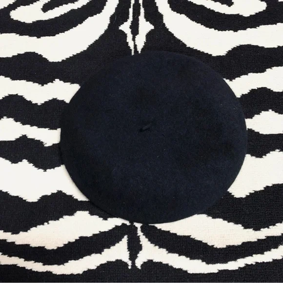 Wool Beret Hat Black One Size - Picture 2 of 10